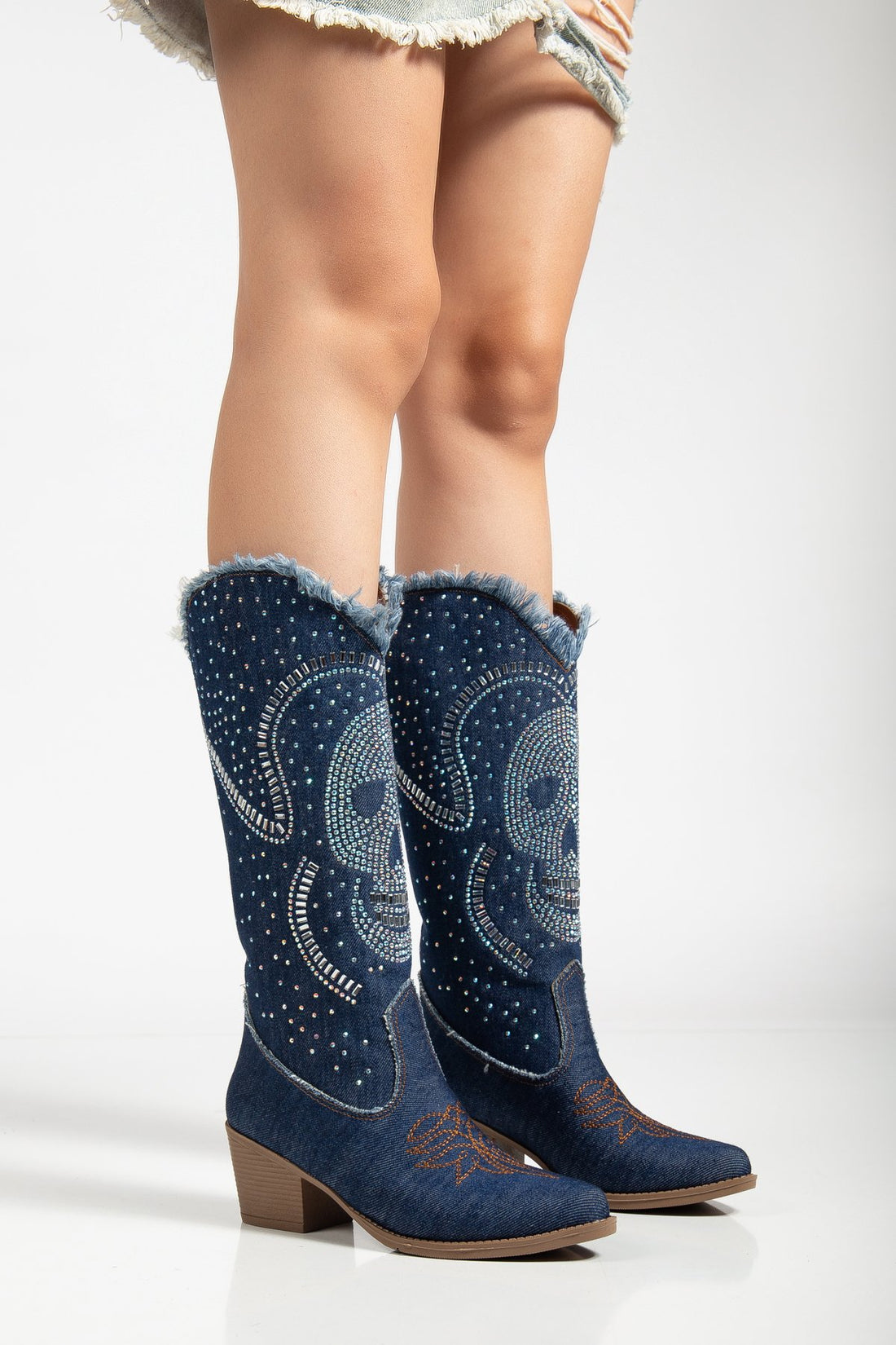 Botas cowboy de mujer · Textura denim, Piedras decorativas, Volantes — ES-848546